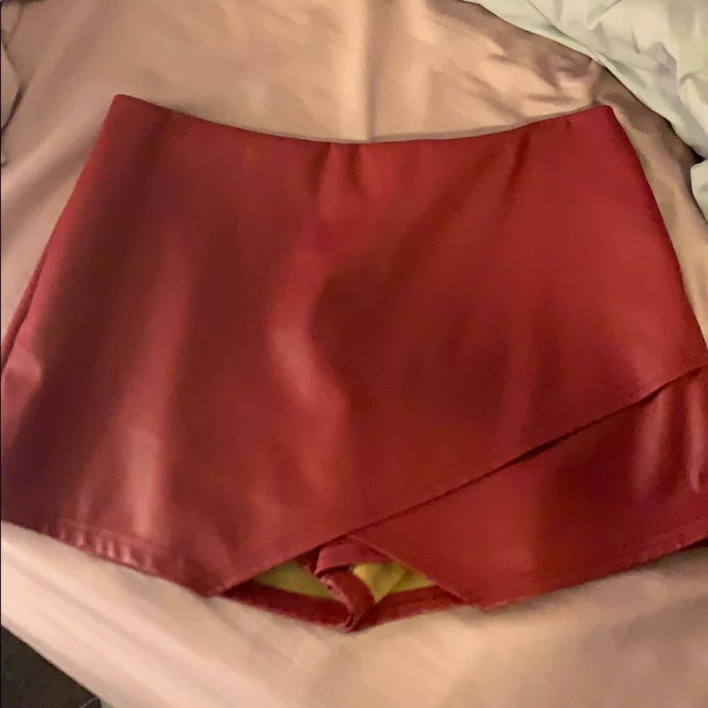 American Threads Burgundy Leather skort